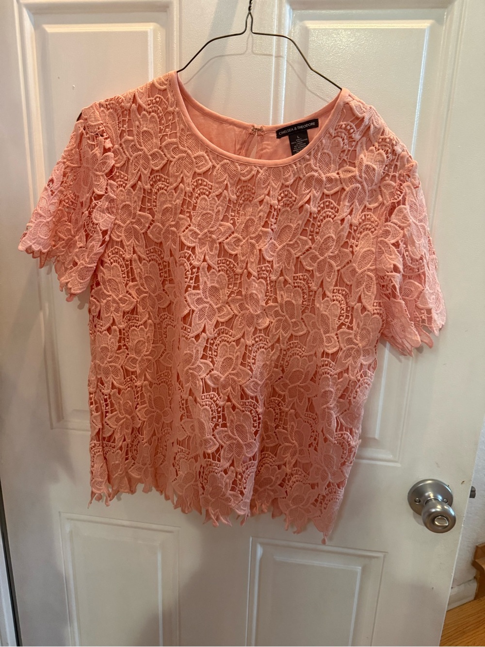 Chelsea & Theodore Peach Floral Lace Short Sleeve Blouse
